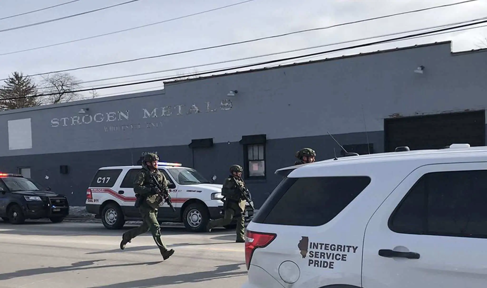 Five workers dead; five officers injured in Illinois rampage